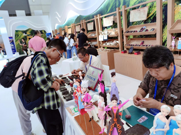 Honeyview_image003.jpg Honeyview_image003.jpg