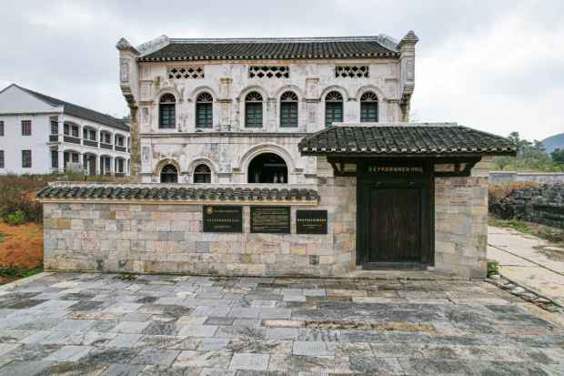 image001.jpg image001.jpg